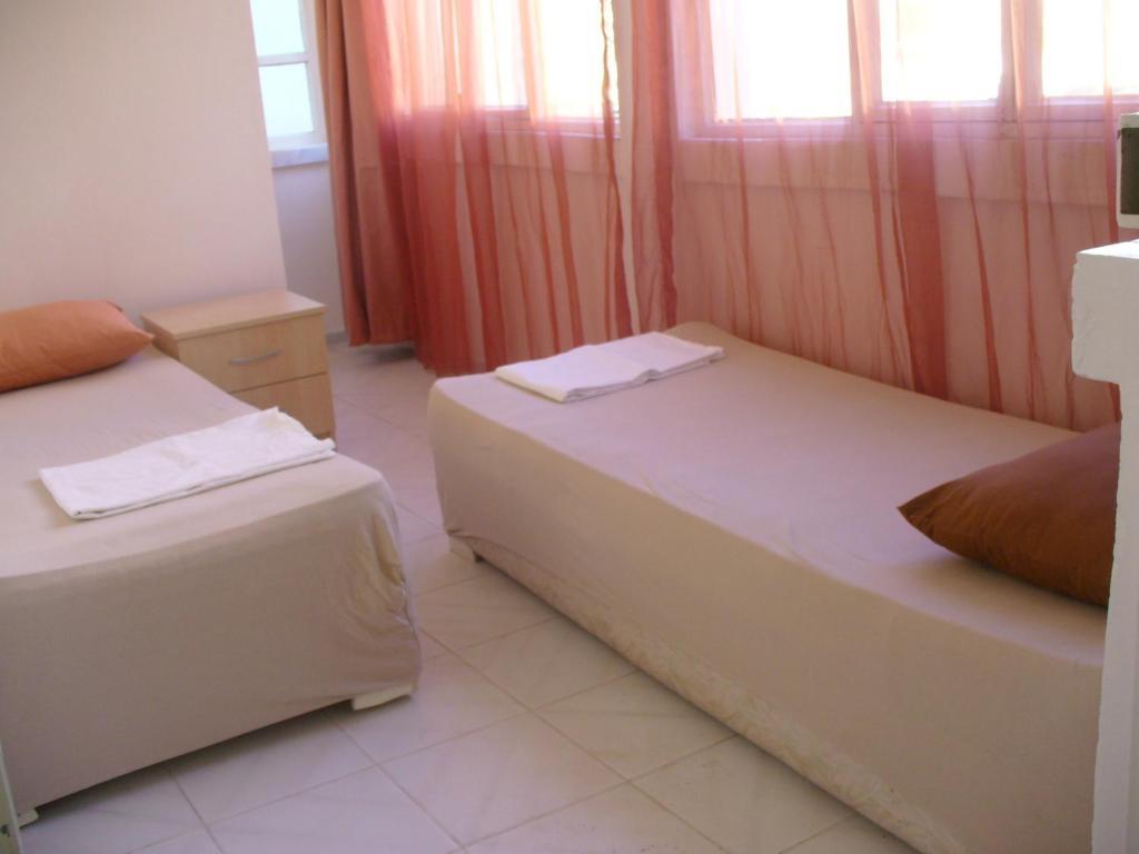 Kibar Apart Pansiyon Kuşadası Oda fotoğraf