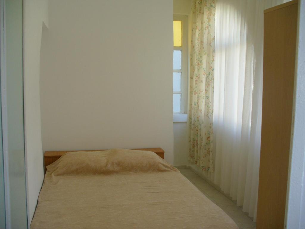 Kibar Apart Pansiyon Kuşadası Oda fotoğraf